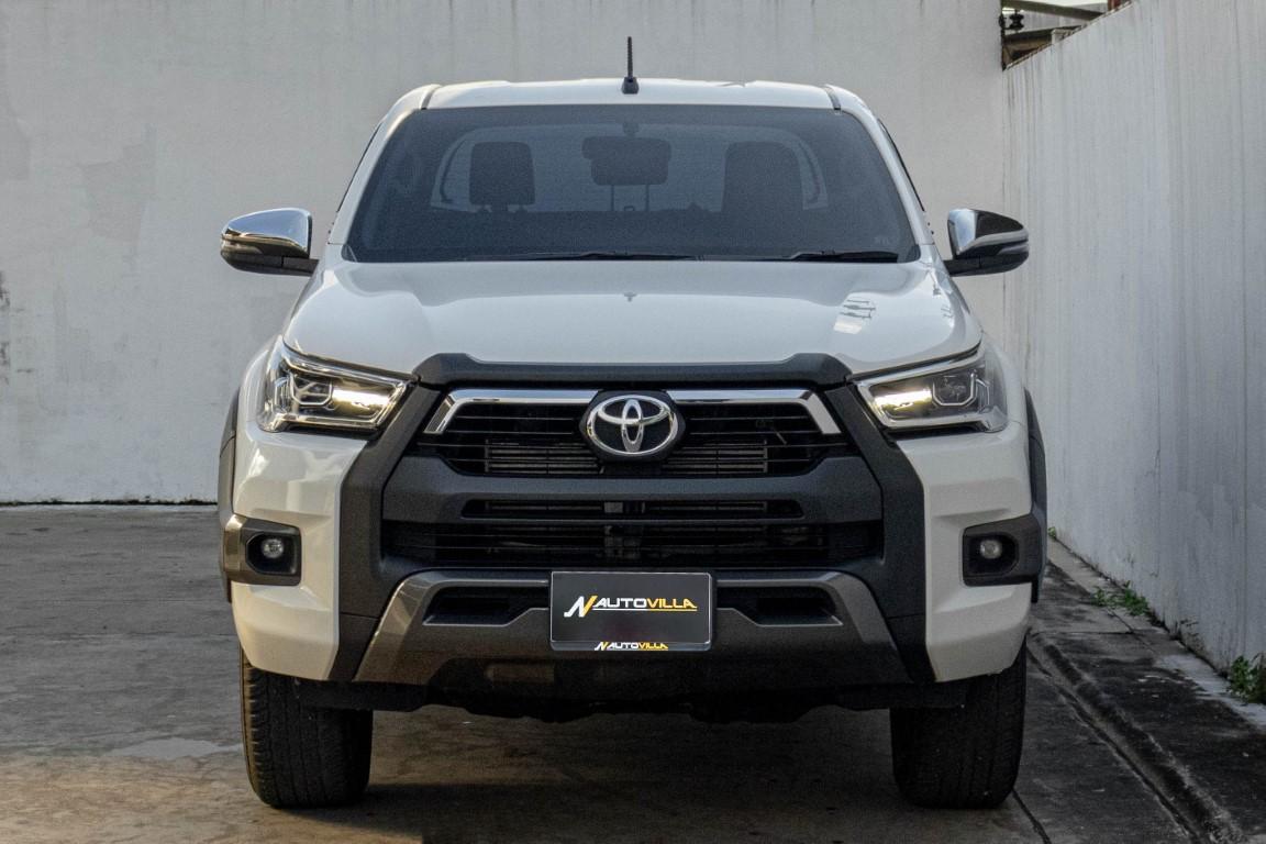 Toyota Hilux Revo Doublecab 2.4 Prerunner Entry MNC M/T 2023 *LK0518*